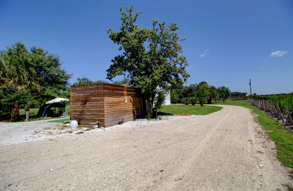 19034 NW 292ND STREET Okeechobee, FL 34972