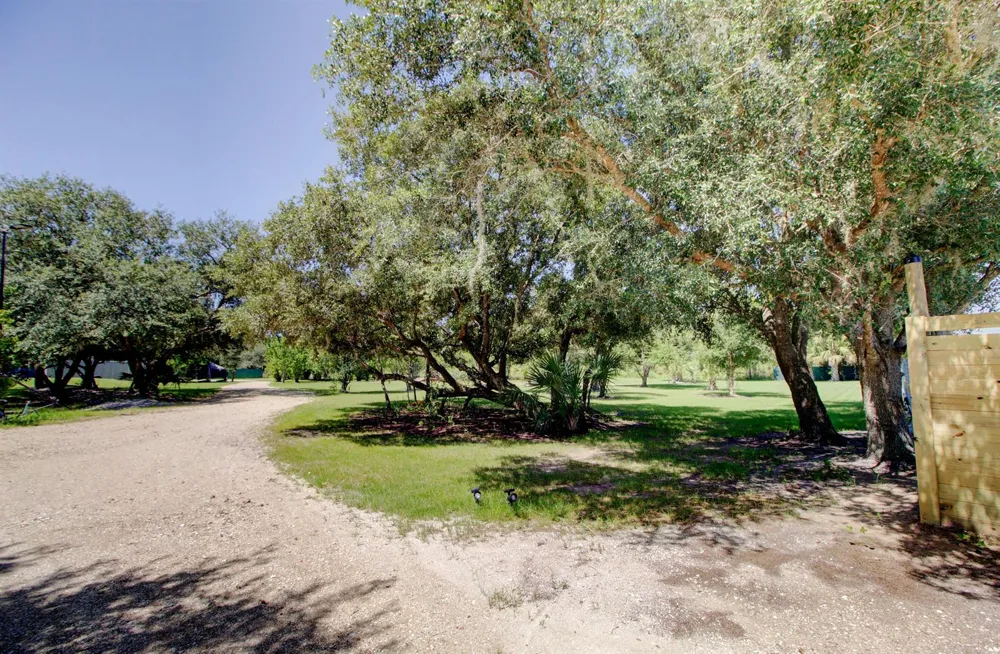 19034 NW 292ND STREET Okeechobee, FL 34972
