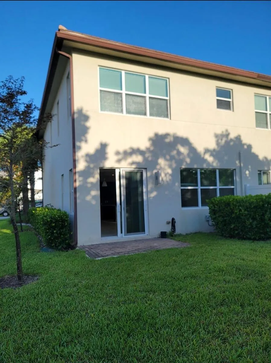 9044 Kingsmoor Way Lake Worth, FL 33467