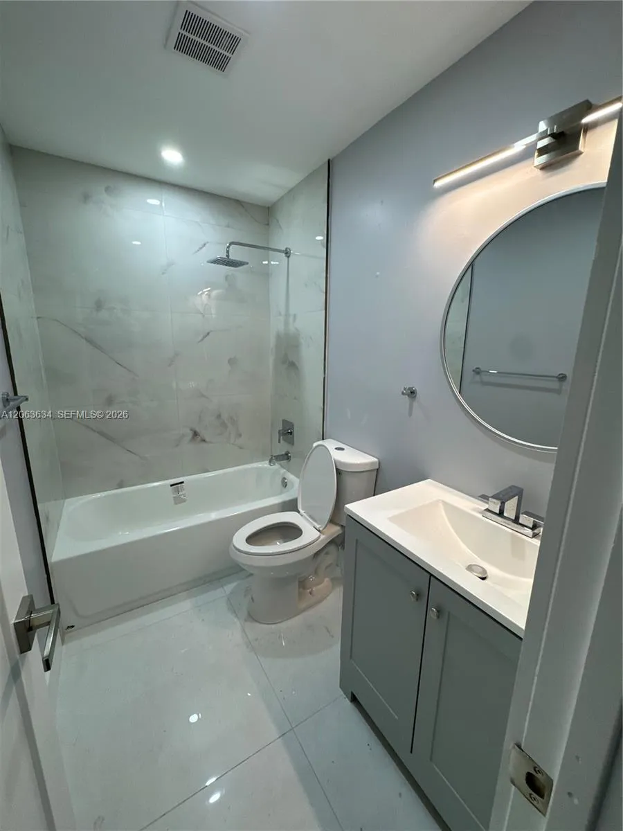 3020 NW 203rd Ln #3020 Miami Gardens, FL 33056