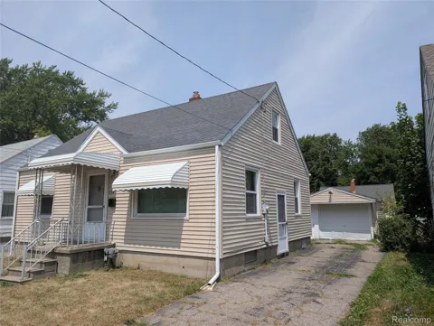 636 Waldman Avenue