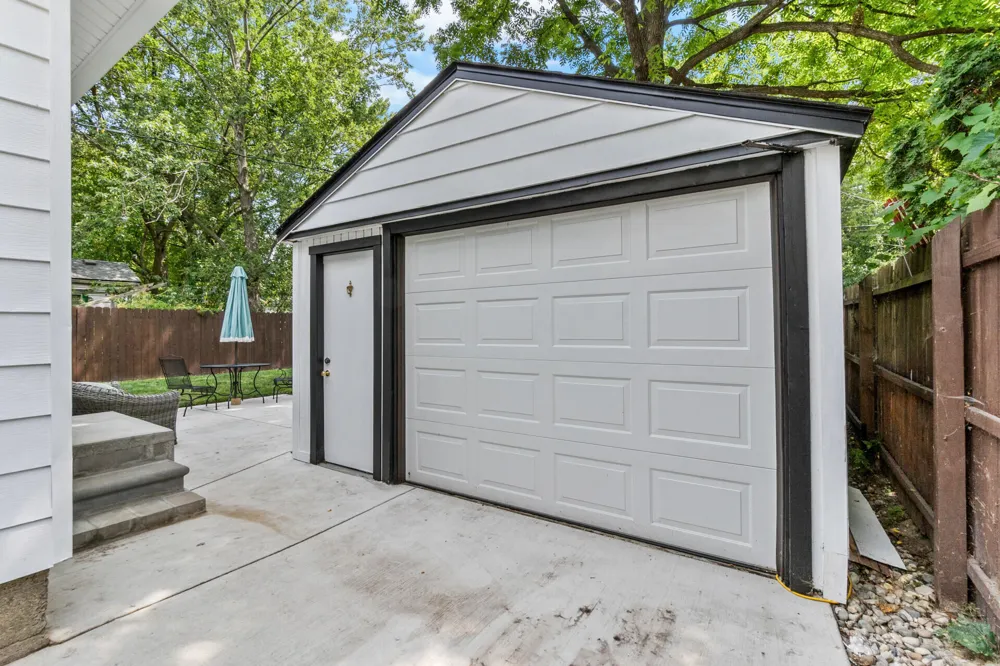 590 Bagley Avenue Ypsilanti Charter Township, MI 48198