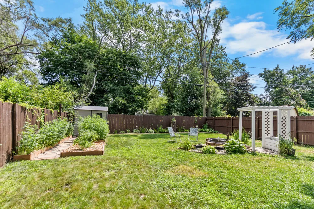 590 Bagley Avenue Ypsilanti Charter Township, MI 48198