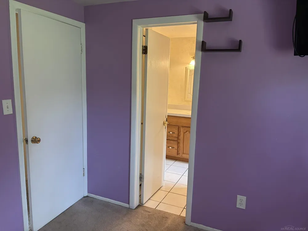 3090 Ripple Way White Lake Charter Township, MI 48383