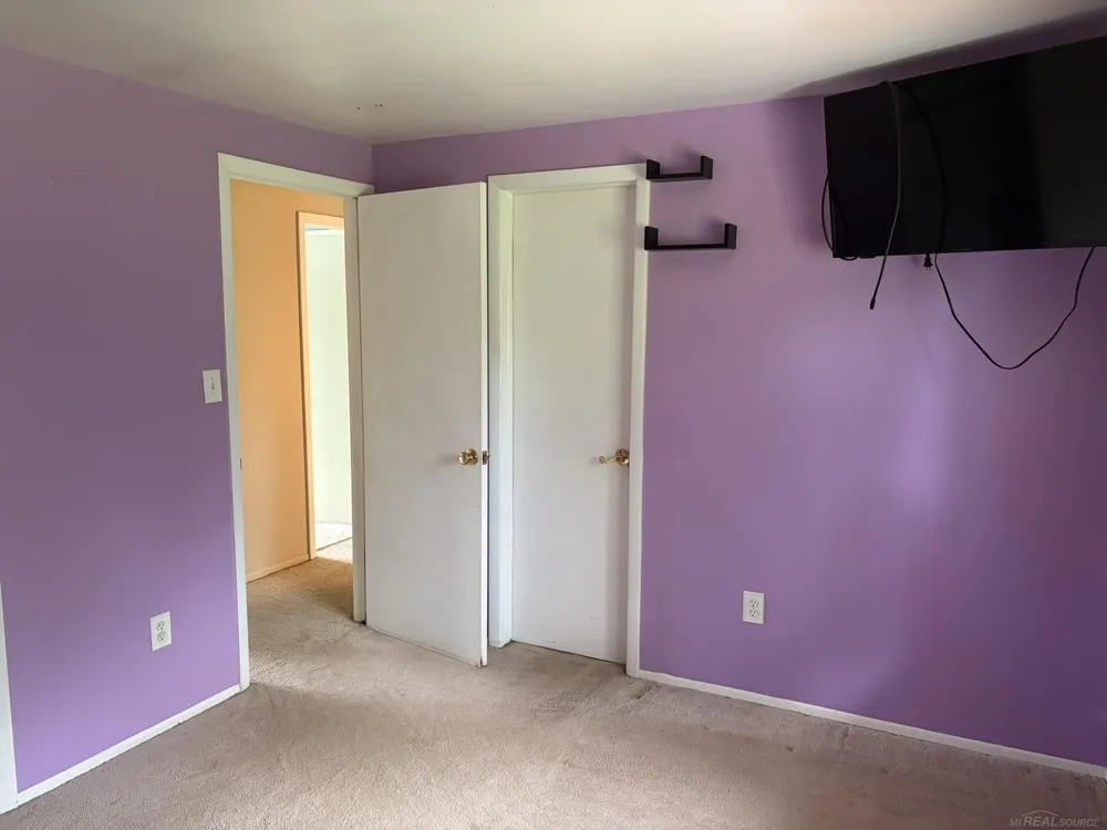 3090 Ripple Way White Lake Charter Township, MI 48383