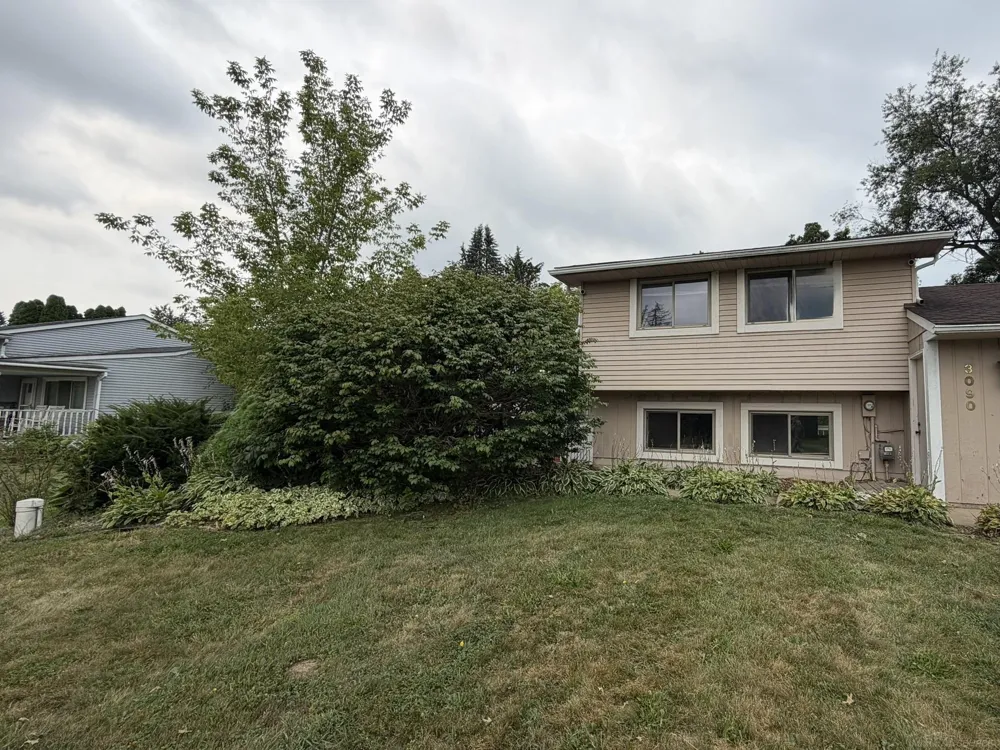 3090 Ripple Way White Lake Charter Township, MI 48383
