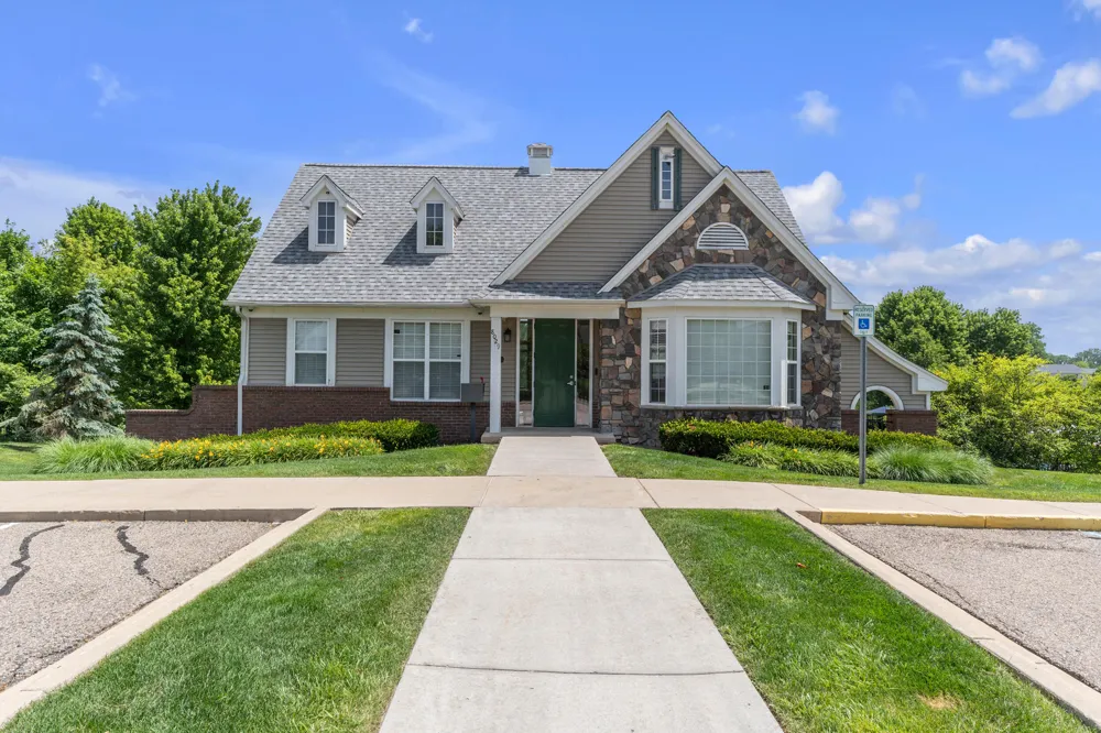 8135 Cypress Circle Lima Township, MI 48130