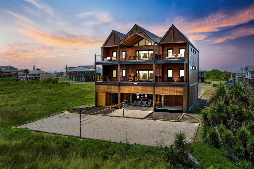 342 Atkinson Street Crystal Beach, TX 77650