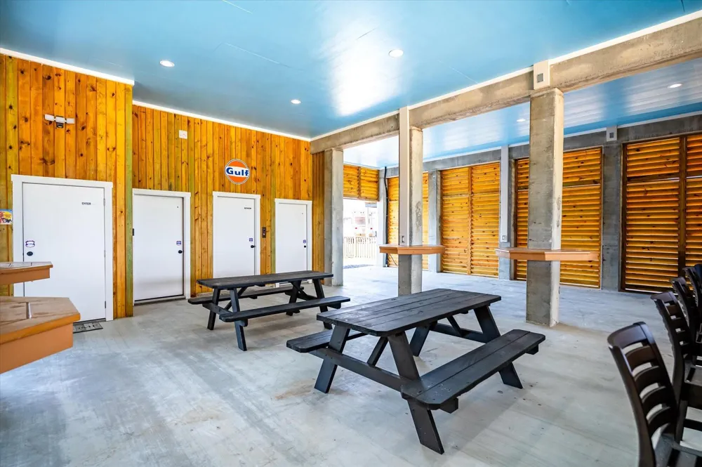 342 Atkinson Street Crystal Beach, TX 77650