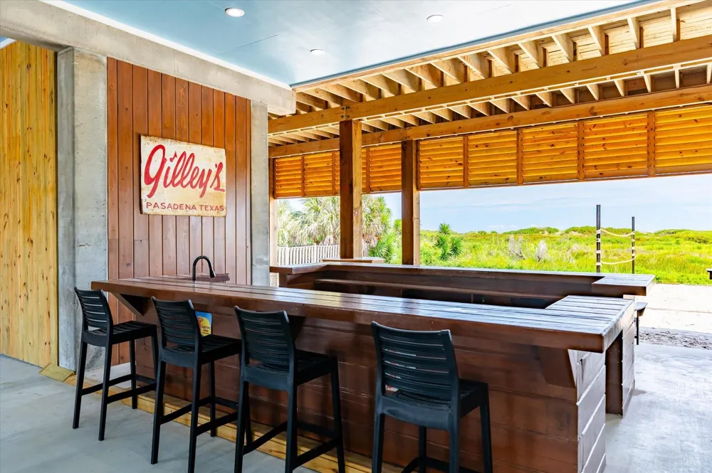 342 Atkinson Street Crystal Beach, TX 77650