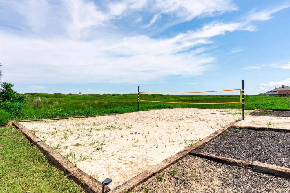 342 Atkinson Street Crystal Beach, TX 77650