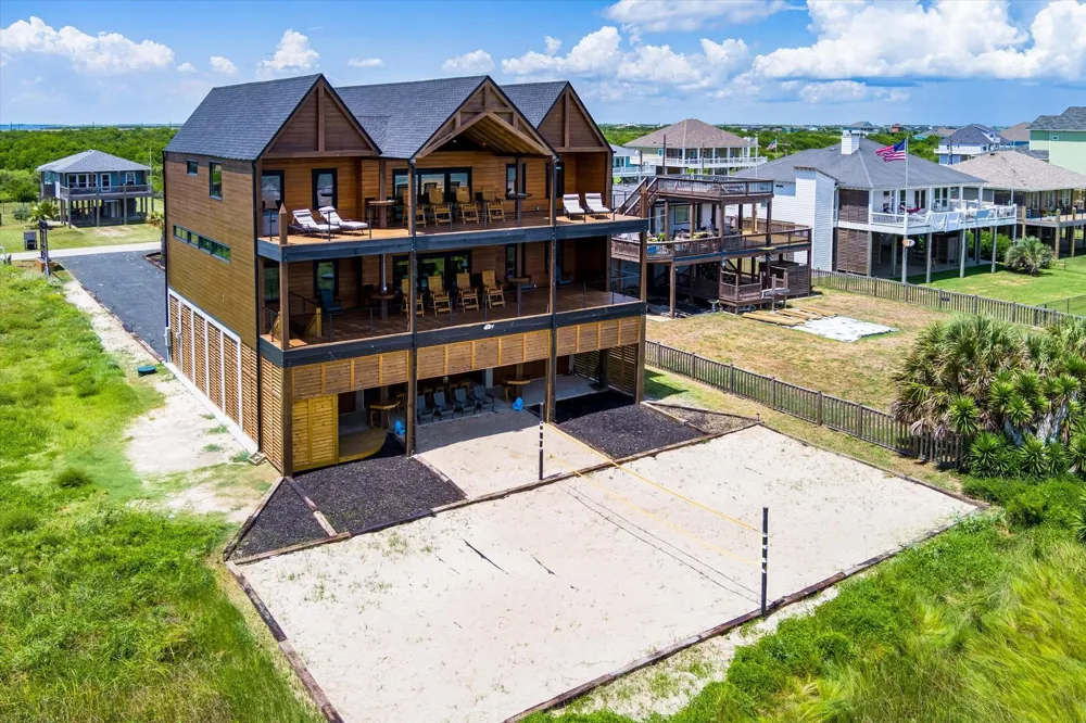 342 Atkinson Street Crystal Beach, TX 77650