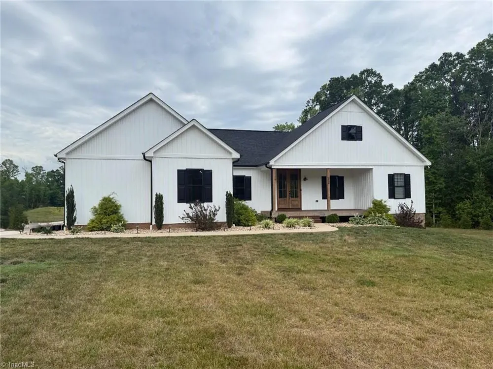 2498 Settle Bridge Road Stoneville, NC 27048