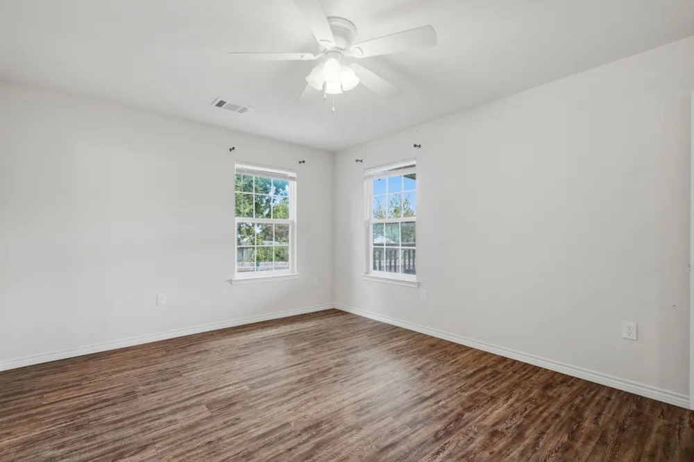 114 Wade Street Whitesboro, TX 76273