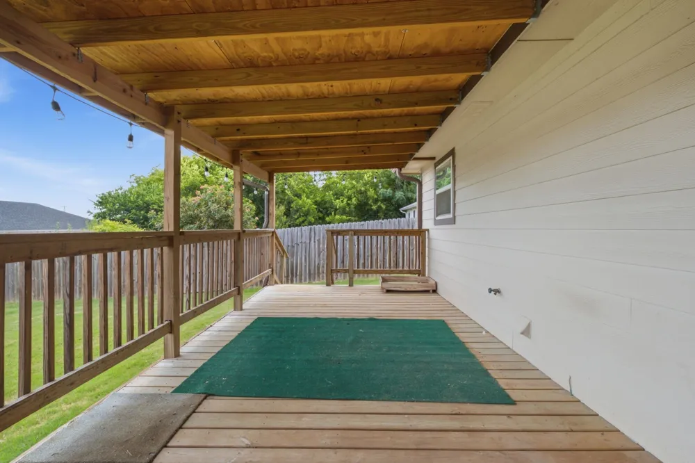 114 Wade Street Whitesboro, TX 76273