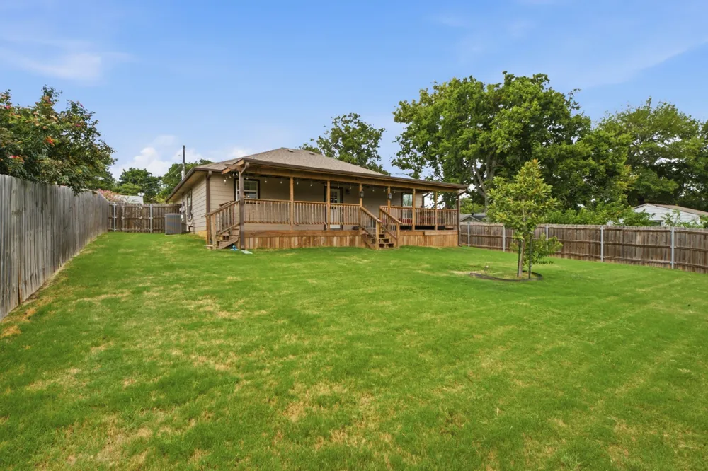 114 Wade Street Whitesboro, TX 76273