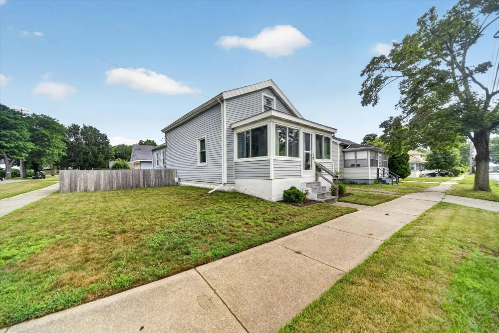 628 W North Street Jackson, MI 49202