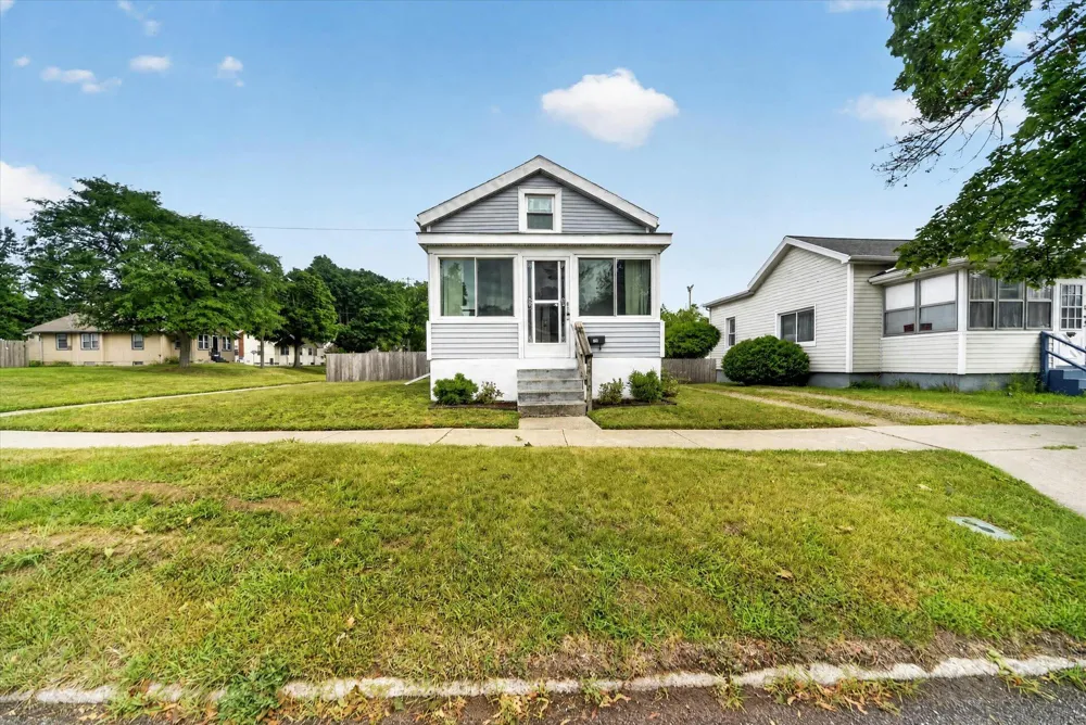 628 W North Street Jackson, MI 49202