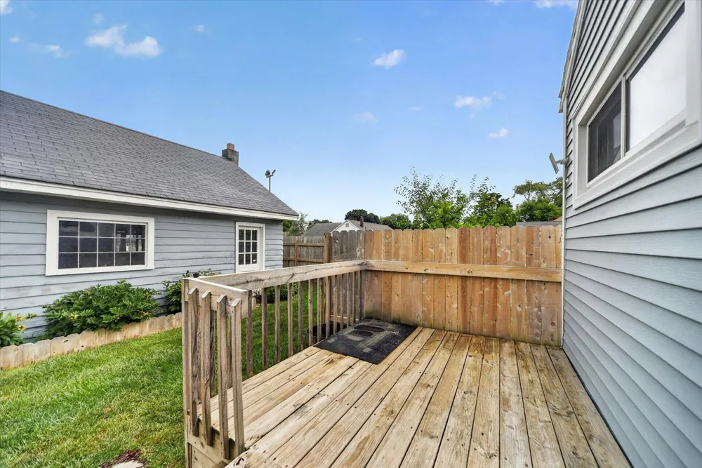 628 W North Street Jackson, MI 49202