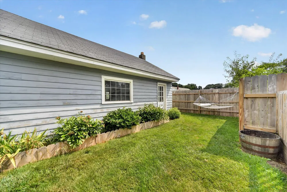 628 W North Street Jackson, MI 49202