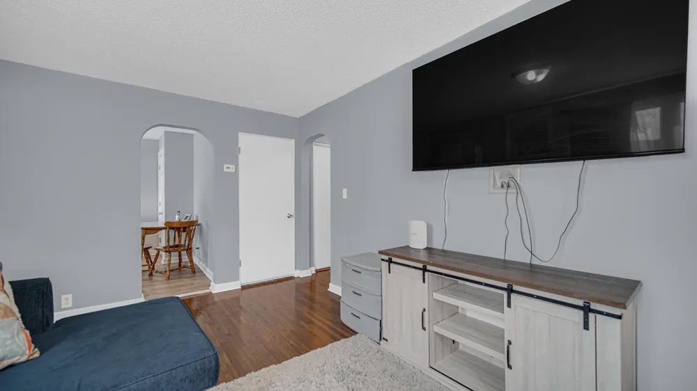 117 Wisconsin Street Hobart, IN 46342