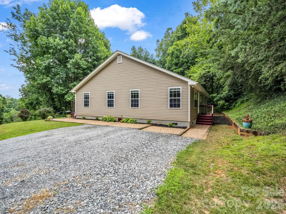 18 Buckle Ridge Weaverville, NC 28787