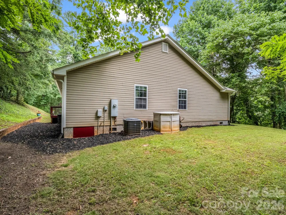18 Buckle Ridge Weaverville, NC 28787