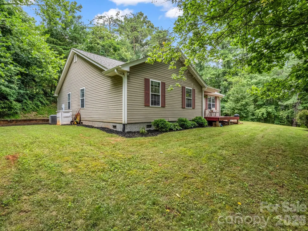 18 Buckle Ridge Weaverville, NC 28787