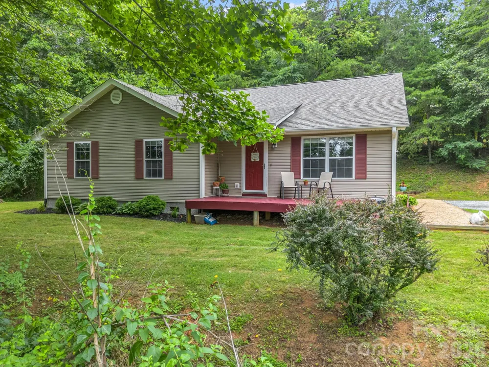 18 Buckle Ridge Weaverville, NC 28787
