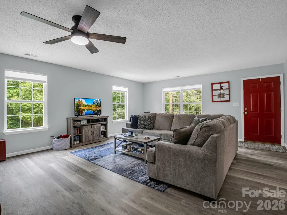 18 Buckle Ridge Weaverville, NC 28787