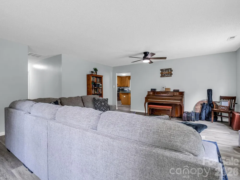 18 Buckle Ridge Weaverville, NC 28787