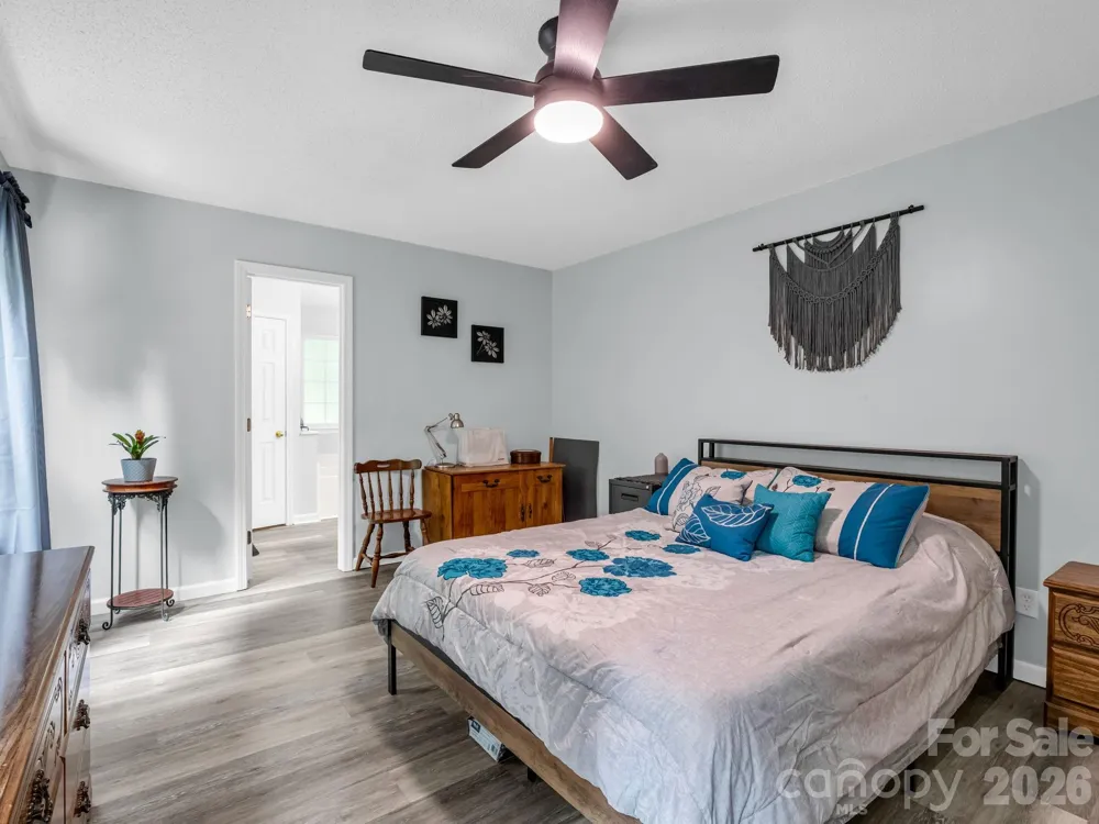 18 Buckle Ridge Weaverville, NC 28787