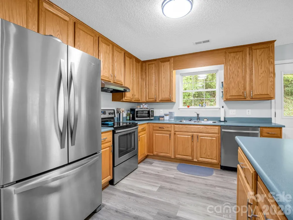 18 Buckle Ridge Weaverville, NC 28787