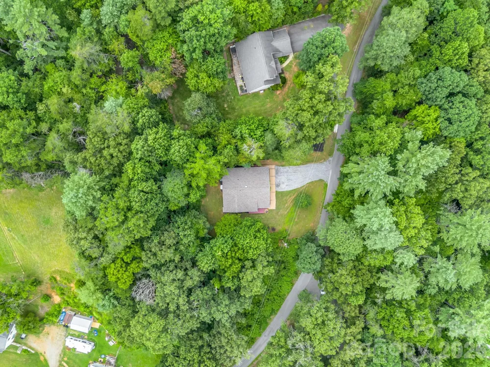 18 Buckle Ridge Weaverville, NC 28787
