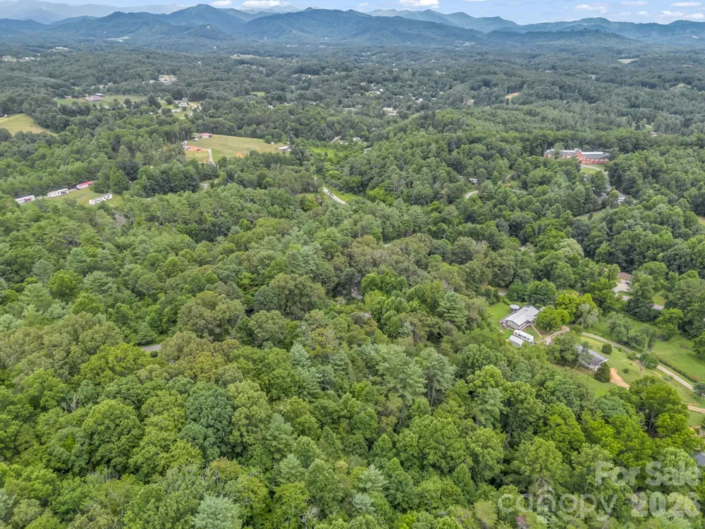 18 Buckle Ridge Weaverville, NC 28787