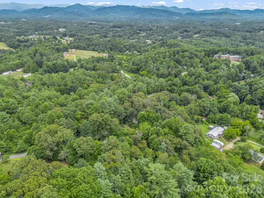18 Buckle Ridge Weaverville, NC 28787