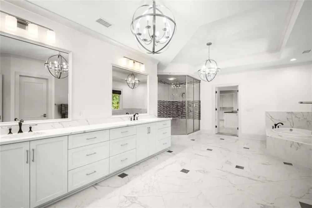 2340 Thisel Down Drive Statham, GA 30666