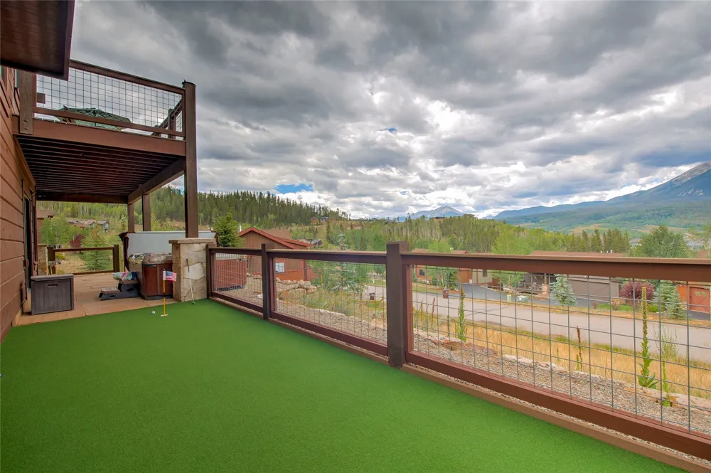 160 Stonefly Drive Silverthorne, CO 80498