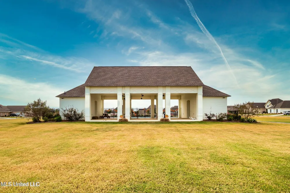 420 Aurora Circle Canton, MS 39046