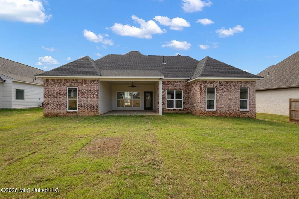 420 Aurora Circle Canton, MS 39046