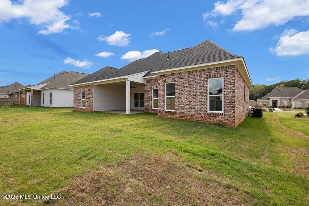 420 Aurora Circle Canton, MS 39046