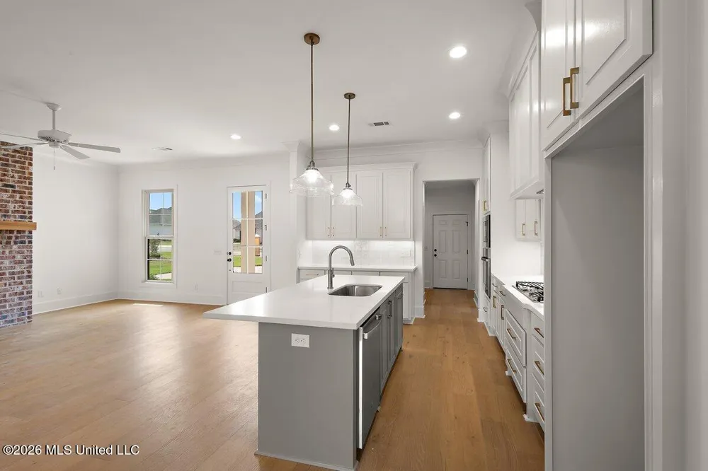 420 Aurora Circle Canton, MS 39046