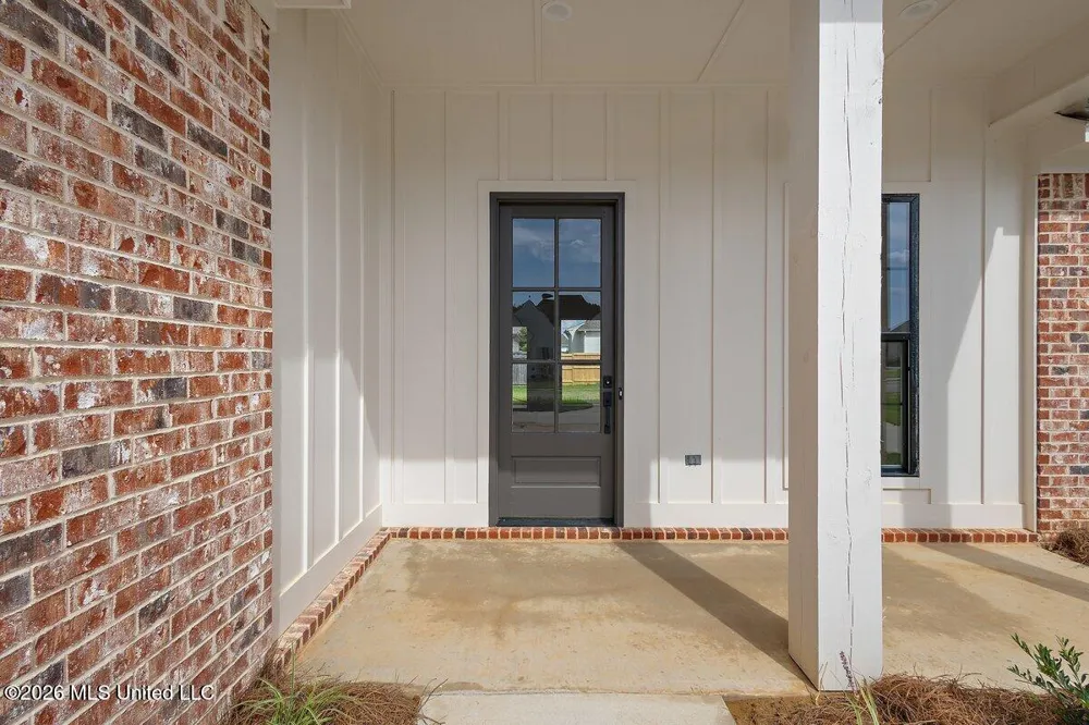 420 Aurora Circle Canton, MS 39046