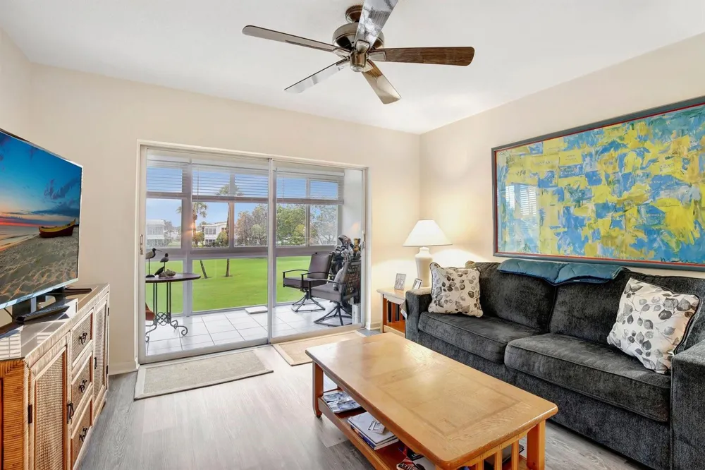 2650 W GOLF BOULEVARD #255 Pompano Beach, FL 33064