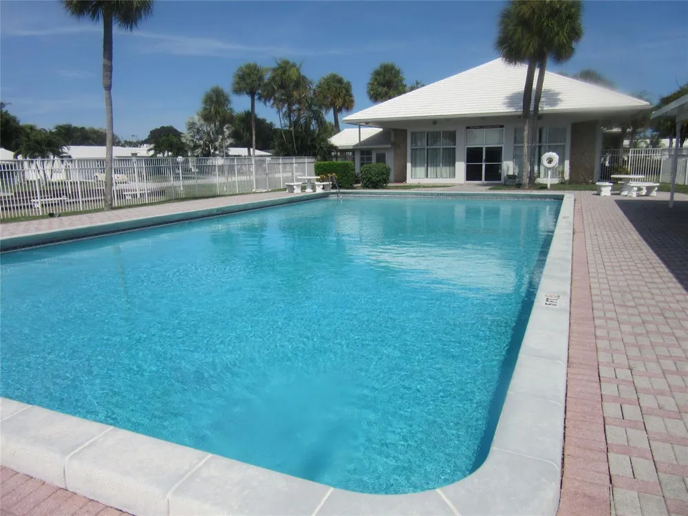 2650 W GOLF BOULEVARD #255 Pompano Beach, FL 33064