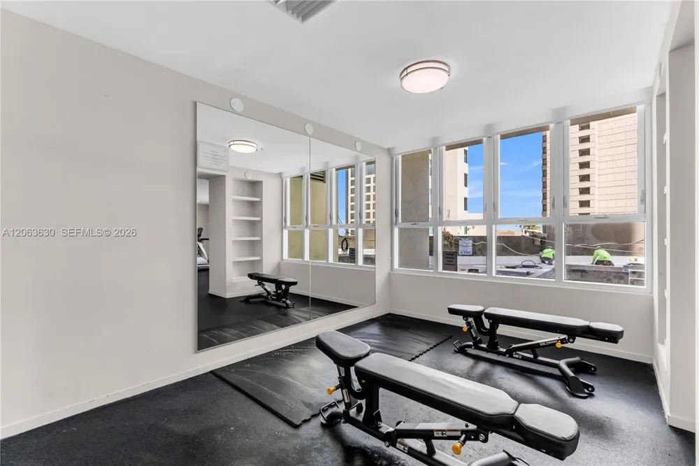 9066 SW 73rd Ct #1208 Miami, FL 33156