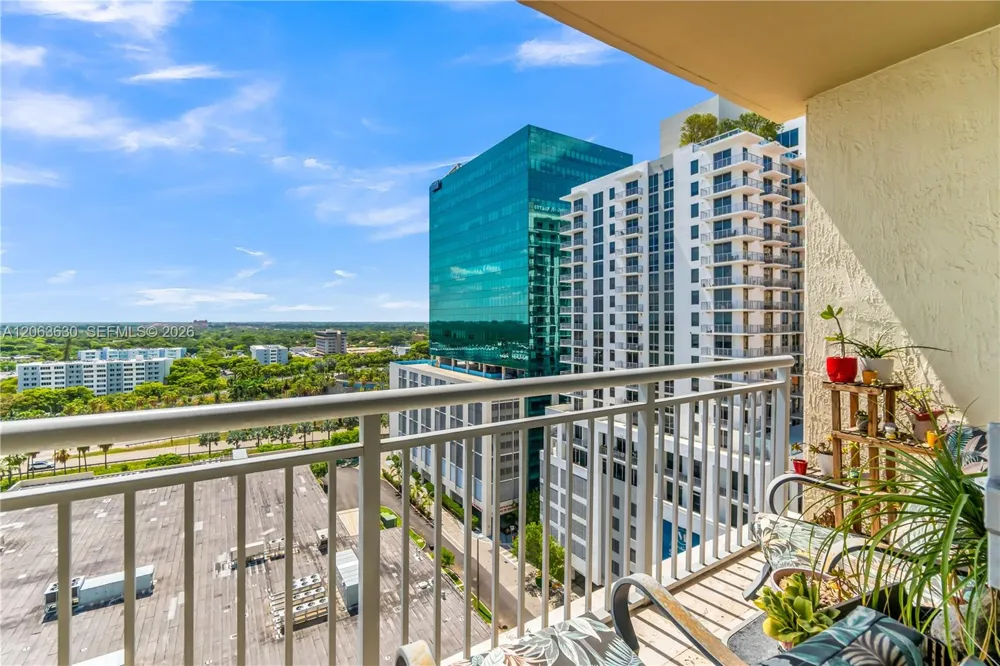 9066 SW 73rd Ct #1208 Miami, FL 33156