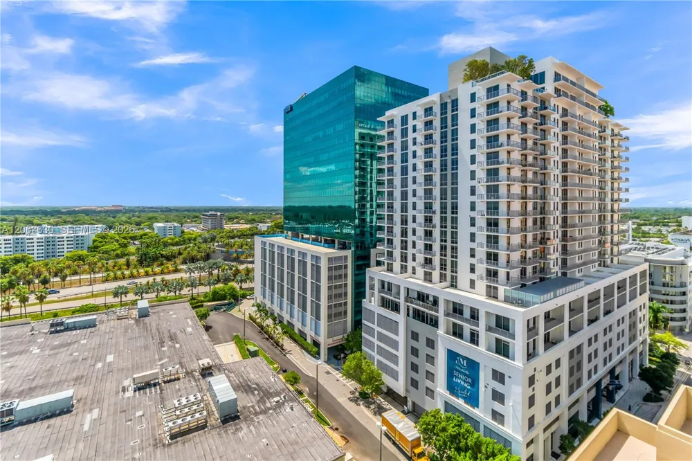 9066 SW 73rd Ct #1208 Miami, FL 33156