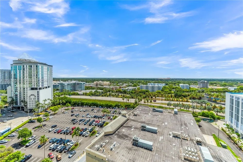 9066 SW 73rd Ct #1208 Miami, FL 33156