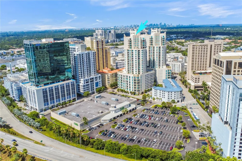 9066 SW 73rd Ct #1208 Miami, FL 33156